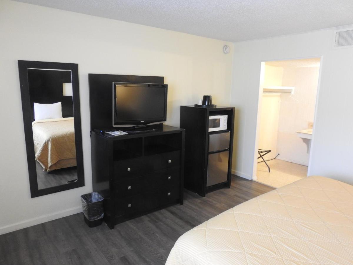 Economy Inn Socorro Bagian luar foto