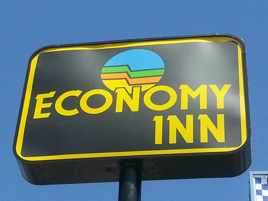 Economy Inn Socorro Bagian luar foto