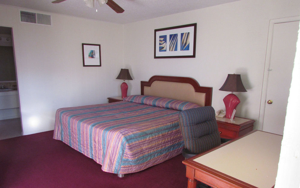 Economy Inn Socorro Bagian luar foto